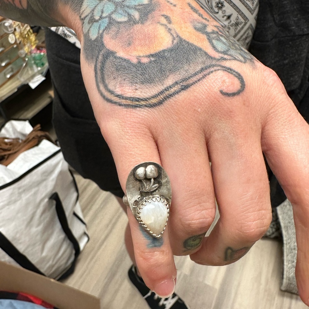 Teeny tiny cherry moonstone ring real sterling silver size 2.5/3 knuckle ring - Picture 3 of 5